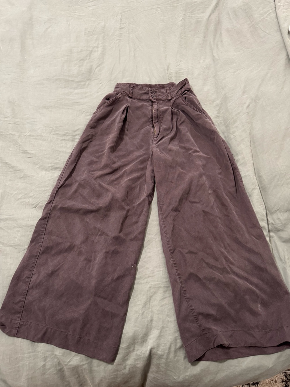 Vintage Wide-Leg Trouser Pants